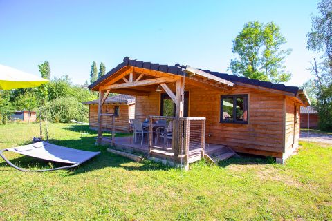 Chalet PMR adapté aux personnes à mobilité réduite, camping Détente et Clapotis Lac de Paladru